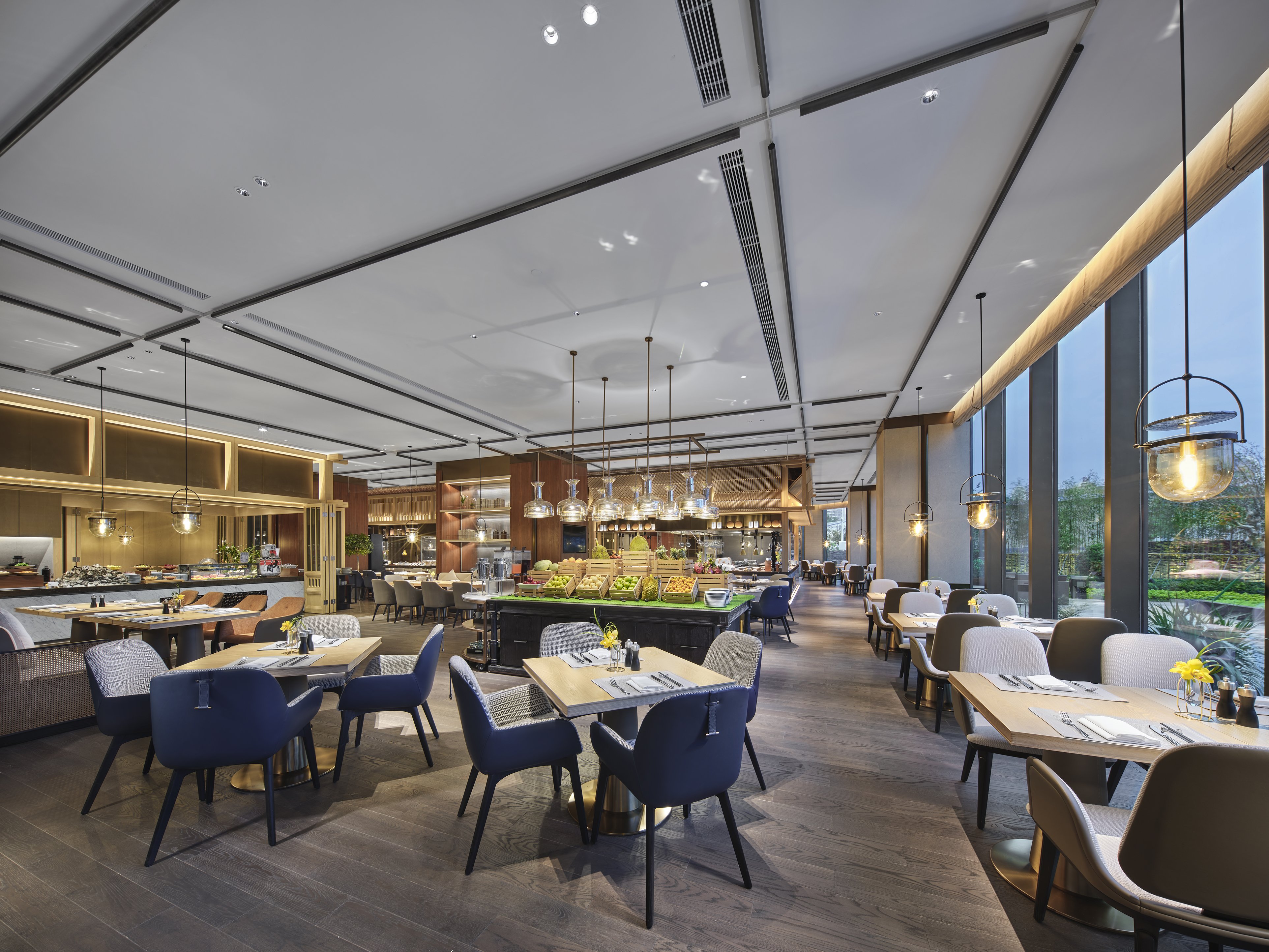 Intercontinental Dongguan 52/76