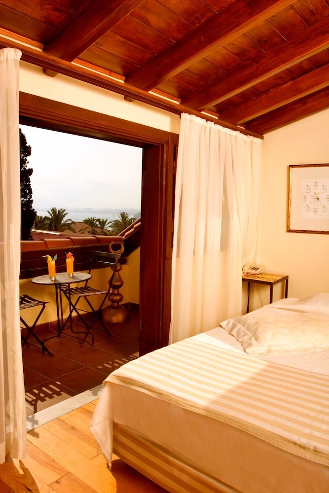 Alp Pasa Hotel 17/46
