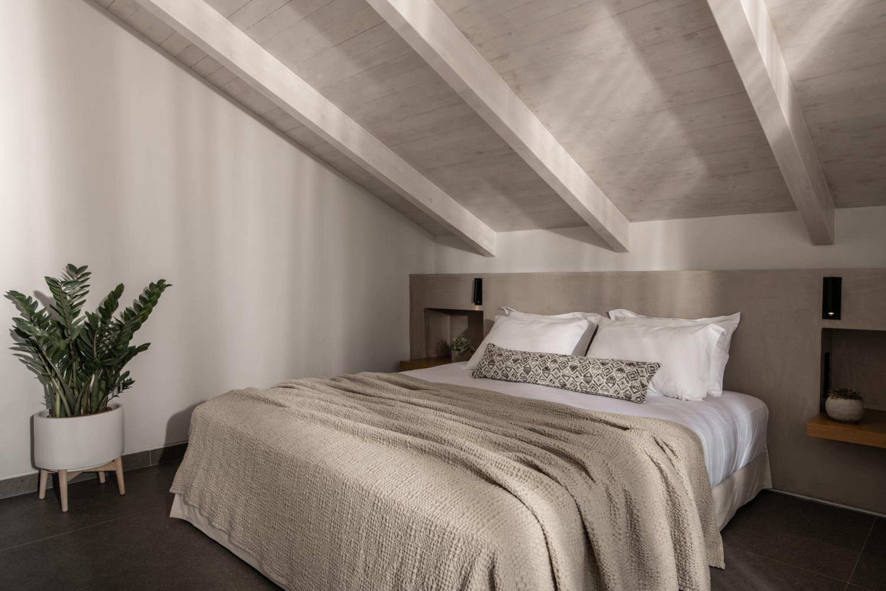 Dannas Boutique Apartments 7/51
