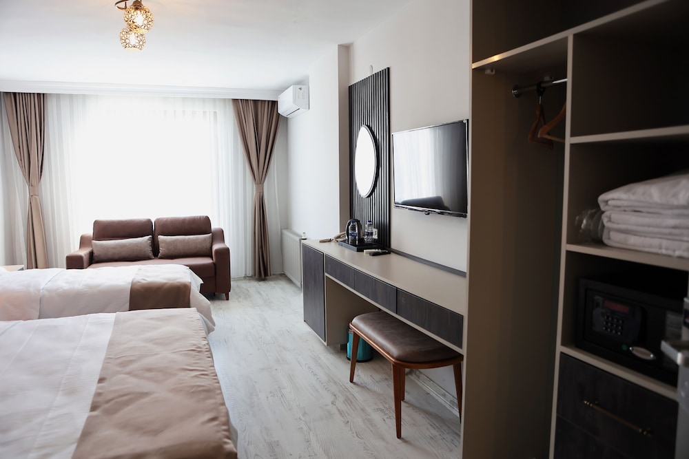 Sar-Per Suites & Hotel 15/31