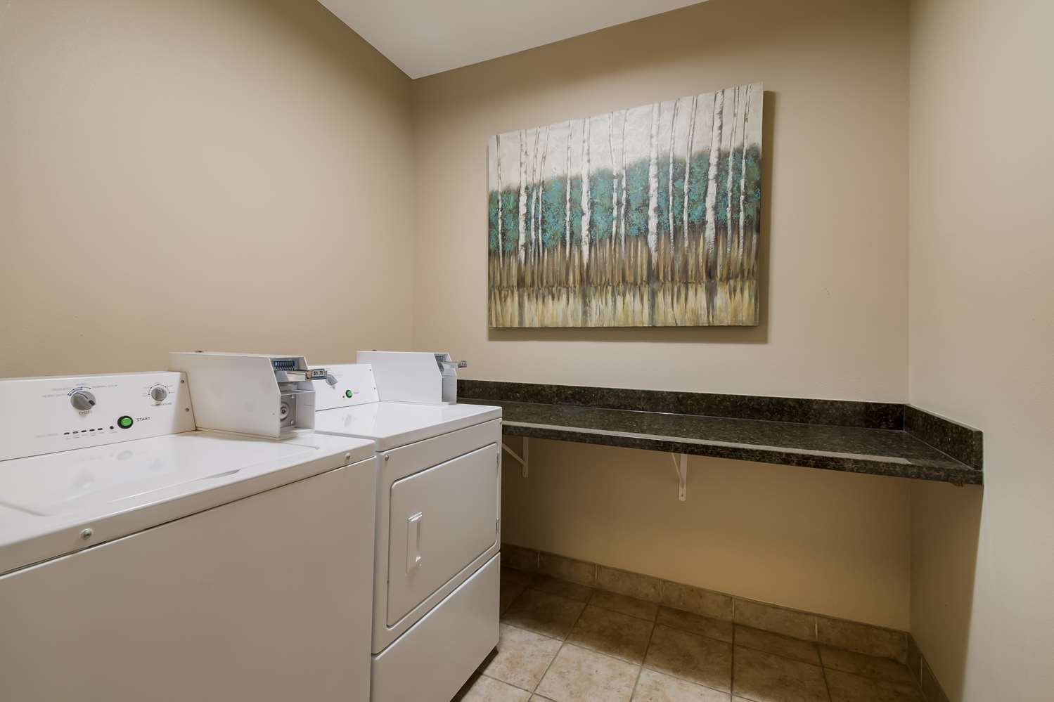 Best Western University Inn & Suites 8/10