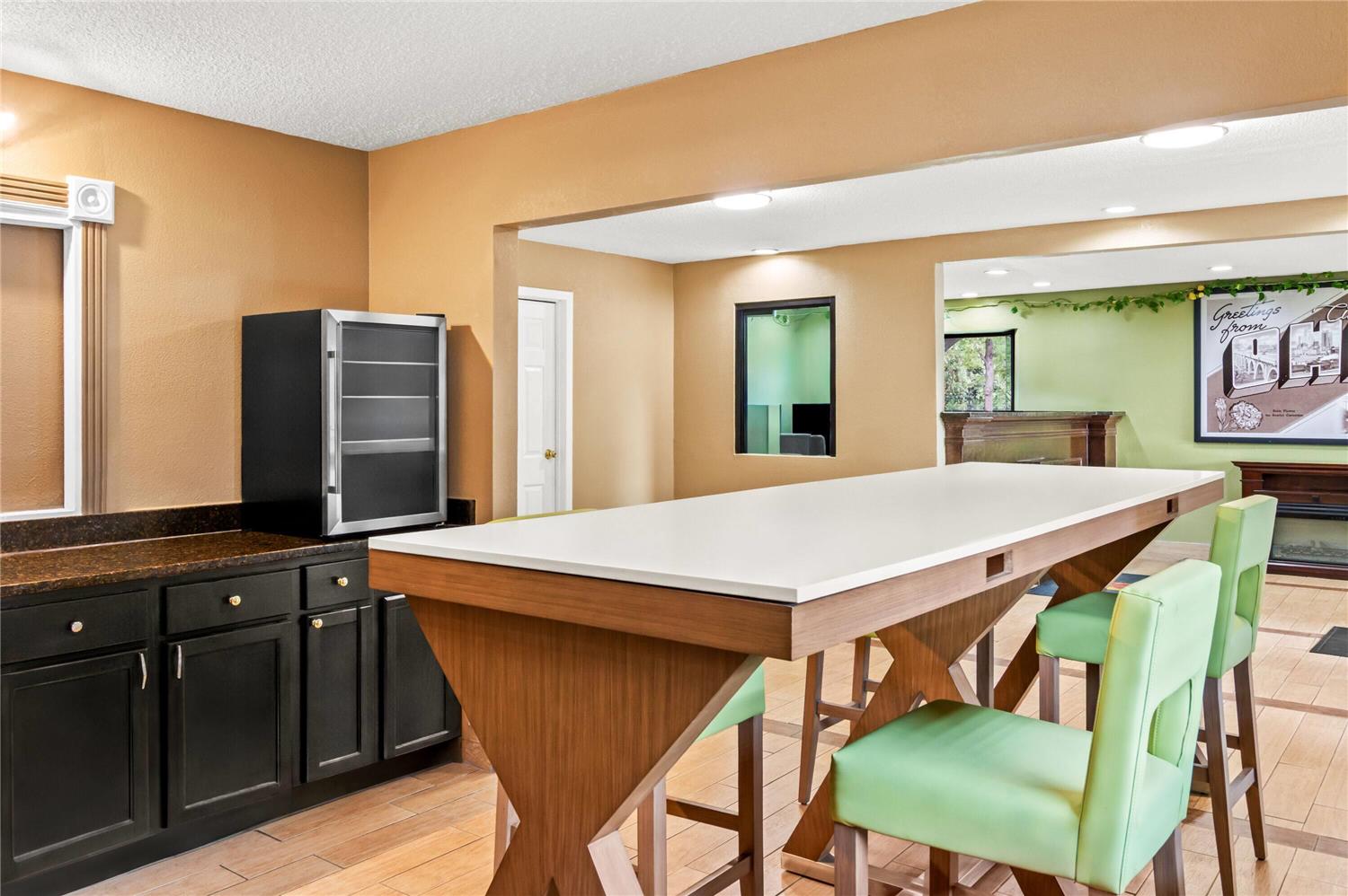Super 8 by Wyndham Cincinnati/Springdale OH 9/17