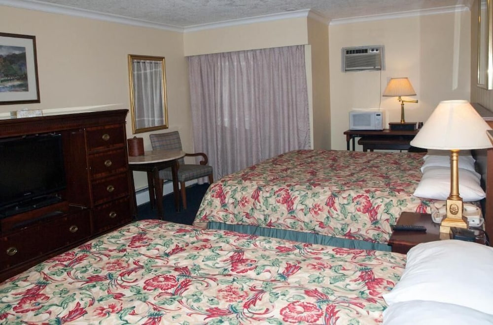 Island Travel Inn Hotel 8/55