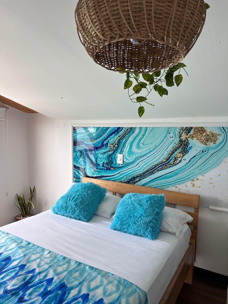 Cristal Blue Baru Hotel 25/50
