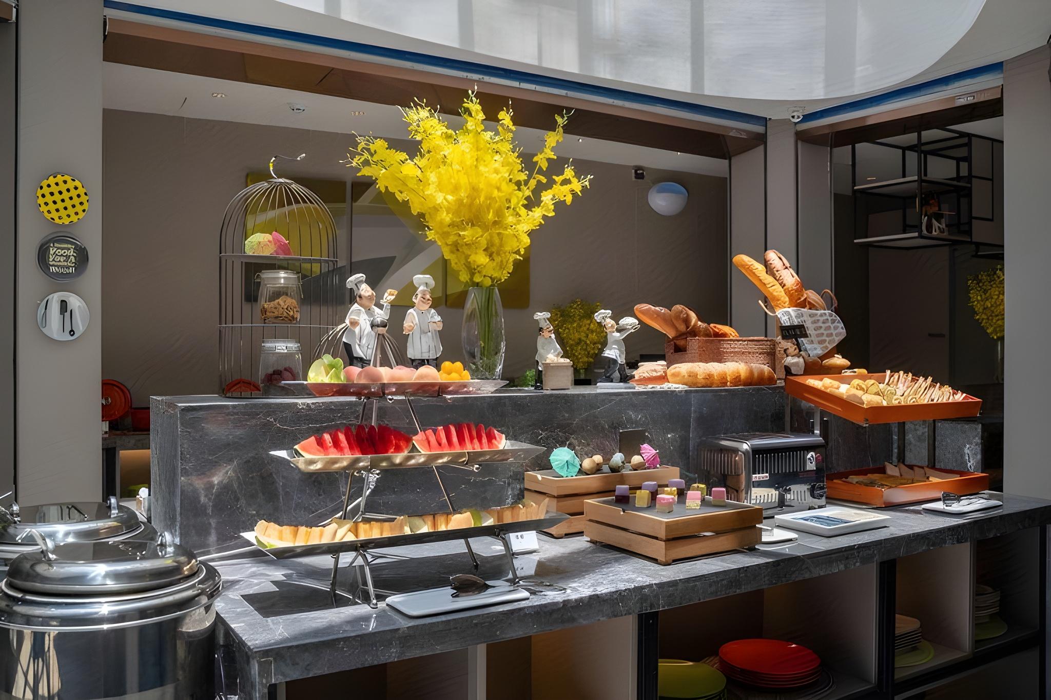 Home Inn Selected (Xiamen Zhongshan Road Pedestrian Street) 52/58