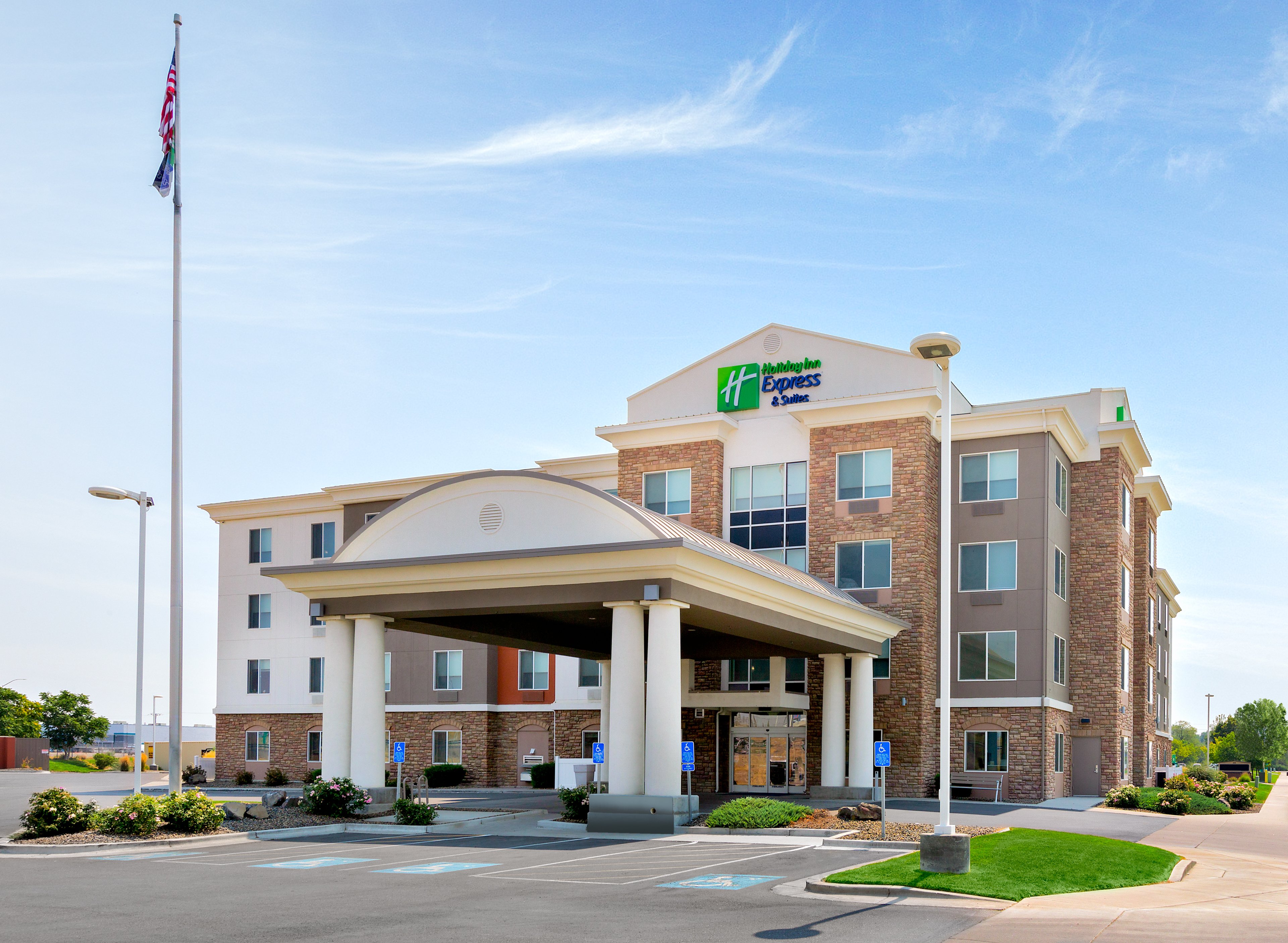 Holiday Inn Express Hotel And Suites Ontario 58/61