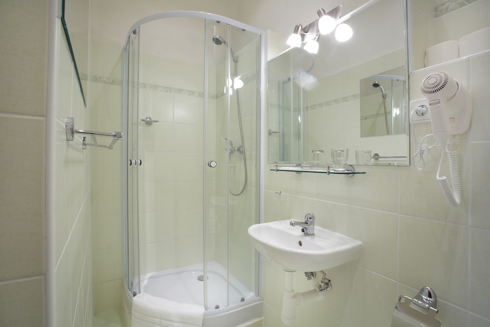 غرفة رباعية، Wenceslas Square Hotel 8/9