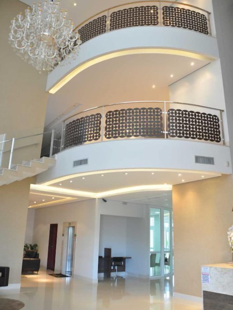 Kamur Plaza Hotel 3/41