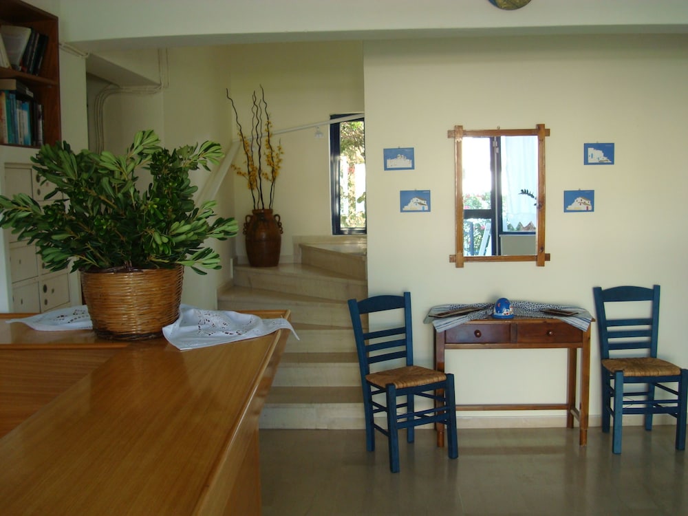 Philippos Studios And Apartments 28/49