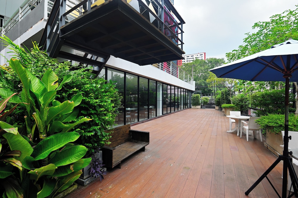 Anya Nana at Sukhumvit Bangkok 44/50