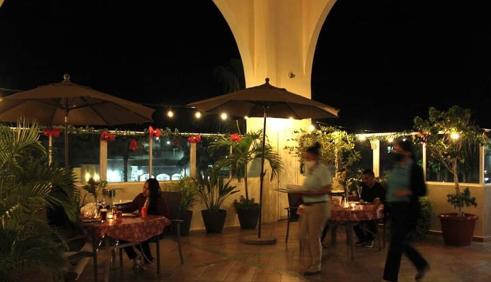 Hotel And Suites Las Palmas Los Cabos 53/68