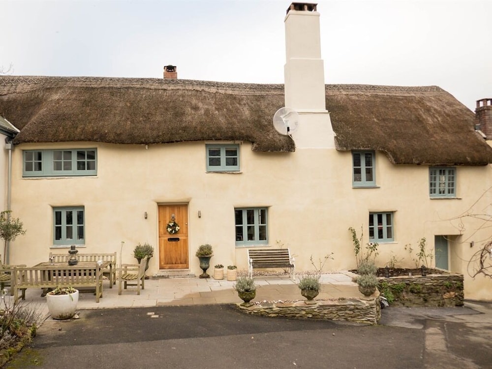 Glebe Farm B&B 2/37