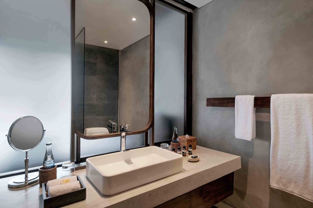 The Garcia Ubud Hotel And Resort 24/70