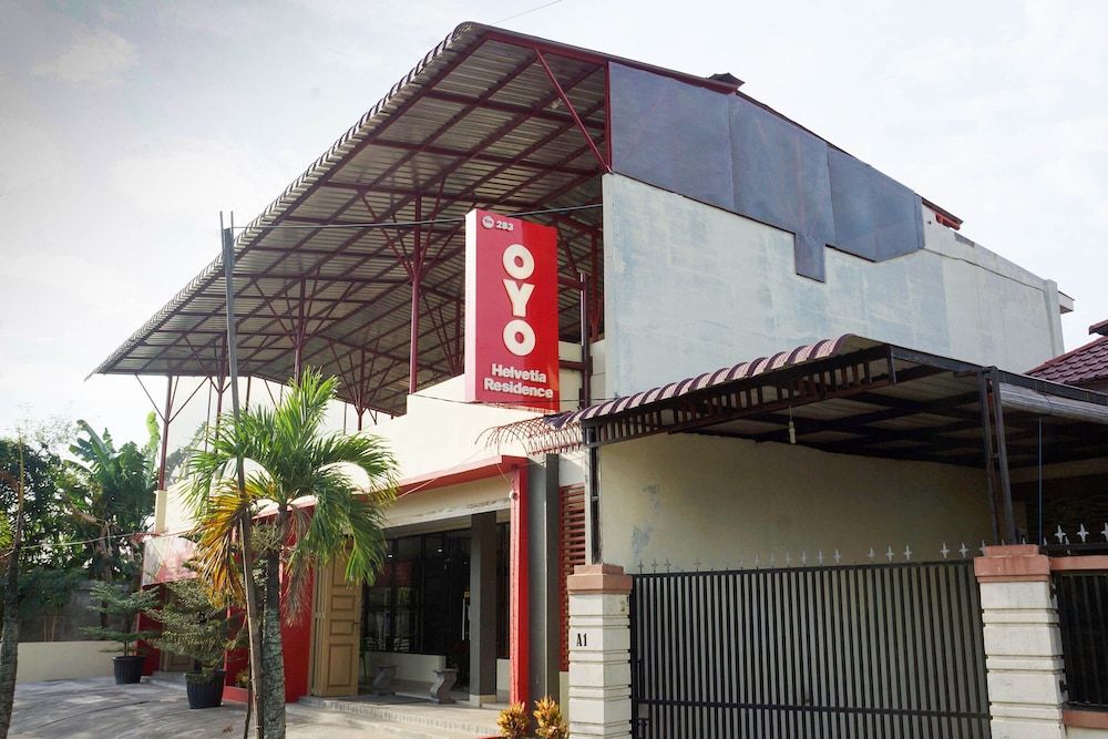 OYO 283 Helvetia Residence 49/56