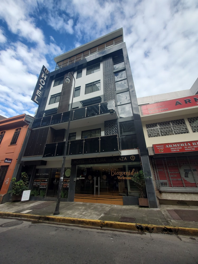 Hotel Cultura Plaza 3/50
