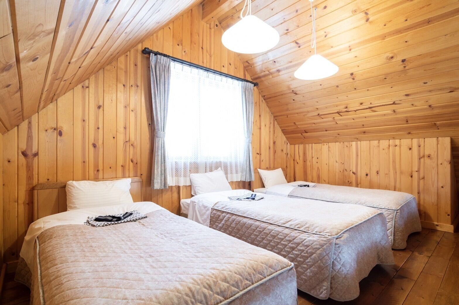 Private, Cottage, 6 Beds