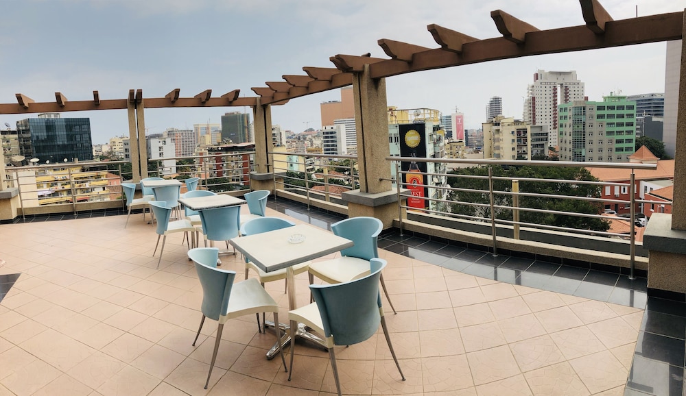 Golden Park Hotel 18/24