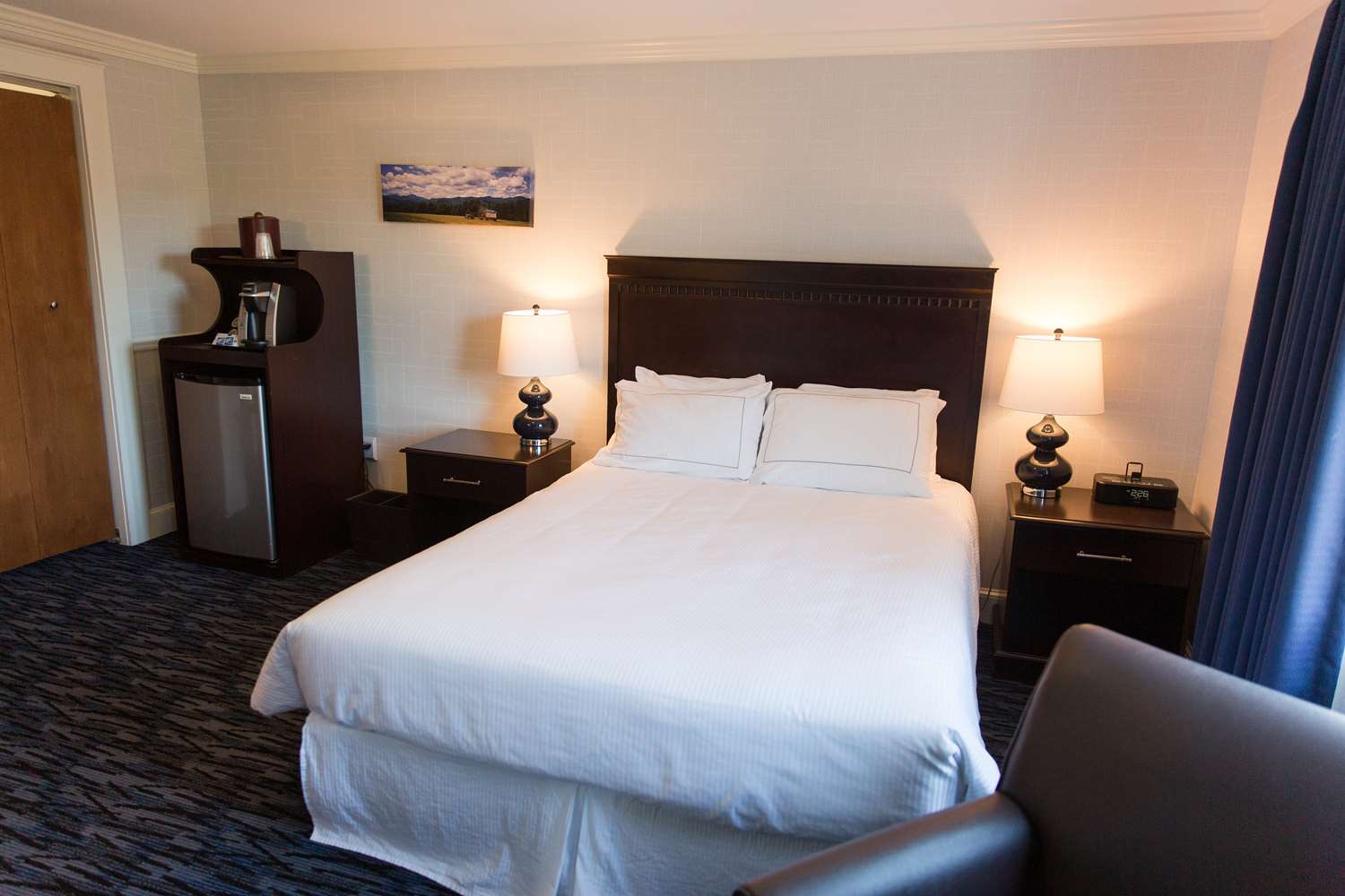 Deluxe, Queen Bed