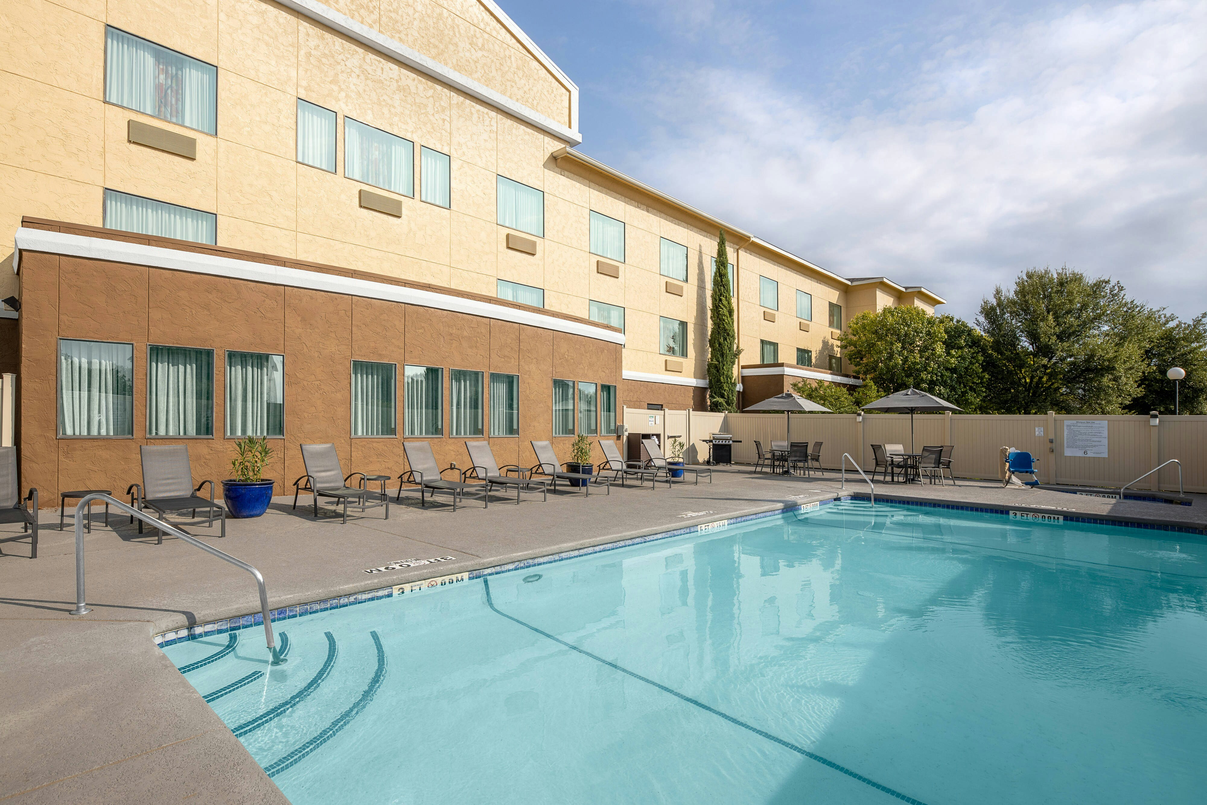 Fairfield Inn Suites San Angelo 11/12