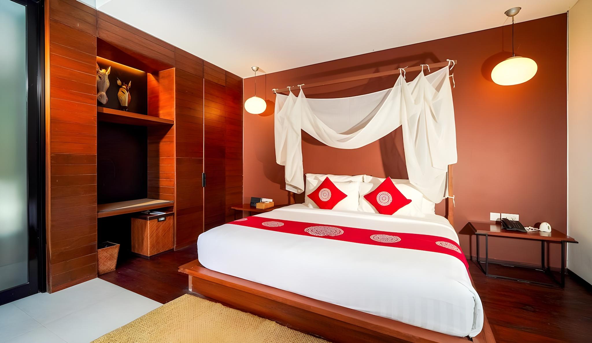 2 Bedrooms, Pool, Villa