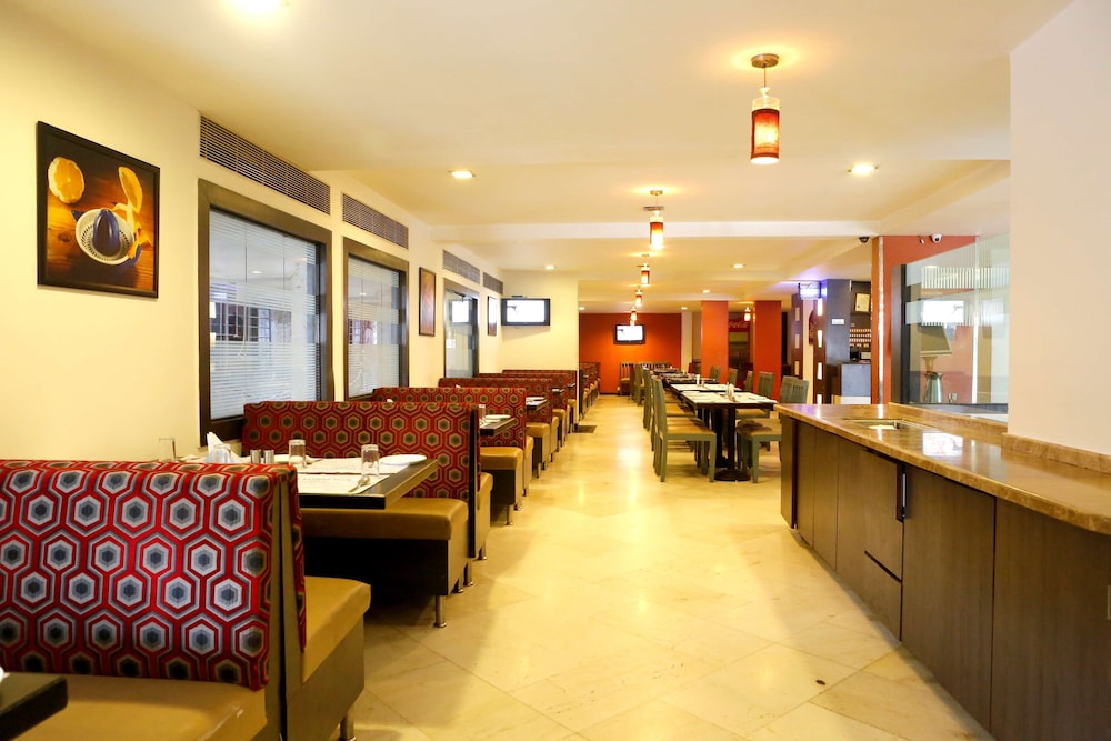 Click Hotel Yuvraj 31/46
