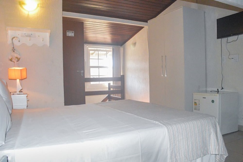 Hotel Residencial Portoveleiro 27/64
