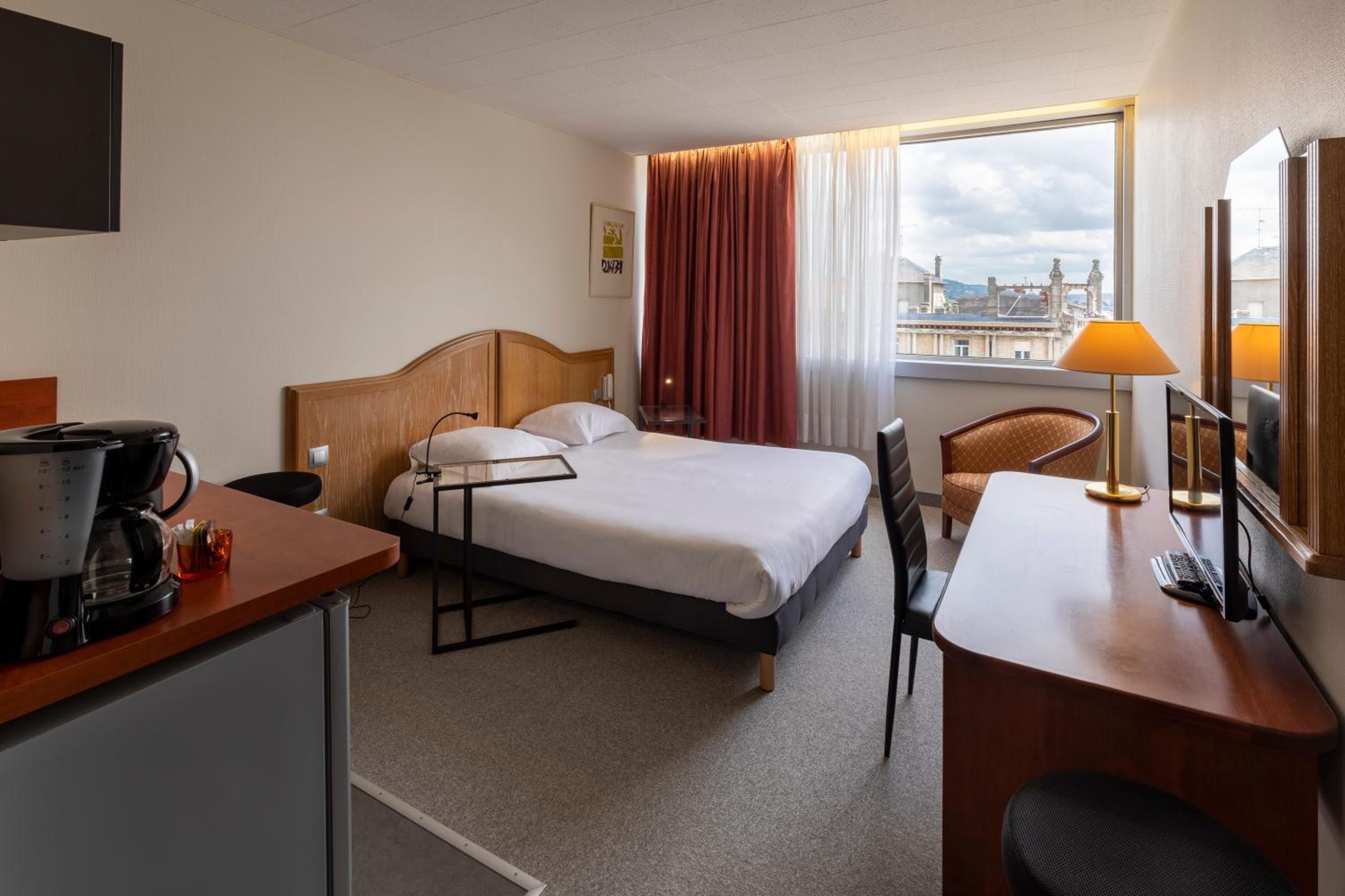Room Assigned on Arrival, Single Bed