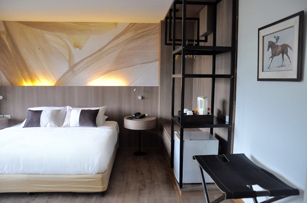 Issara Boutique Winery Hotel 14/78