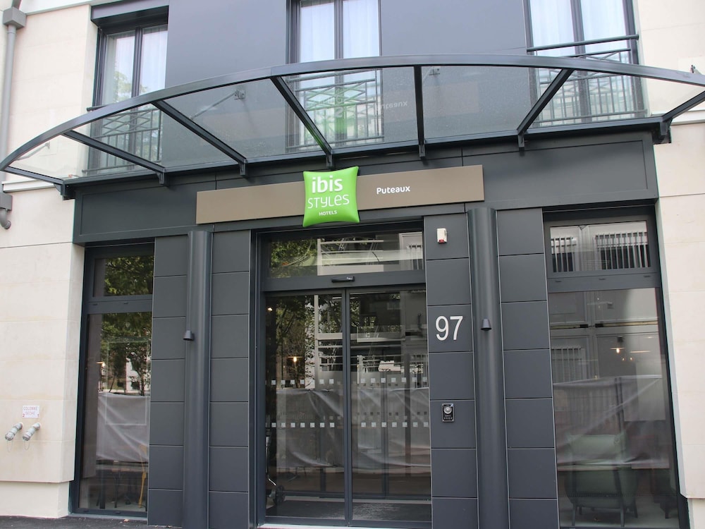 Ibis Styles Puteaux Paris La Defense 3/74