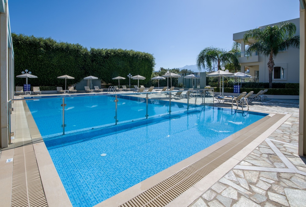 Kedrissos Hotel Apartments 16/44
