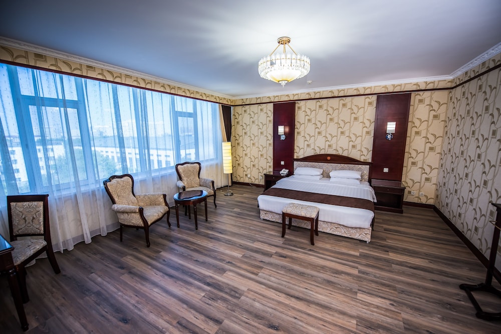 G Empire Hotel 31/66