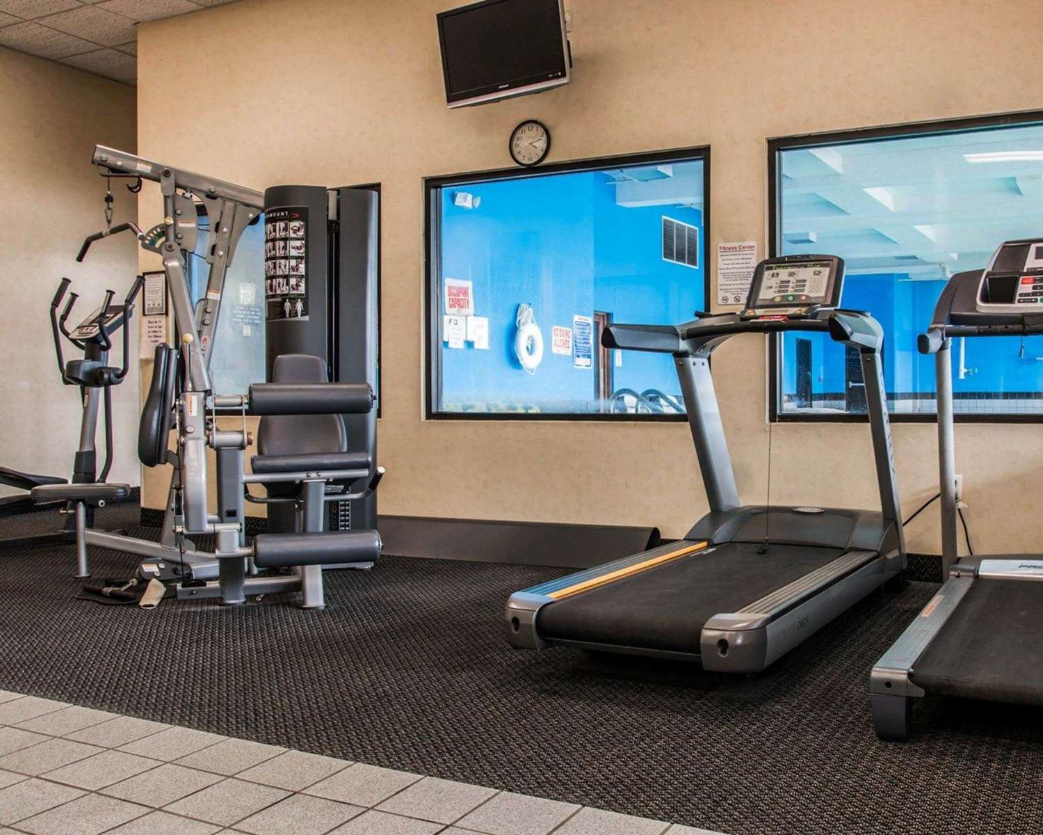 American Inn & Suites Waterford 5/13