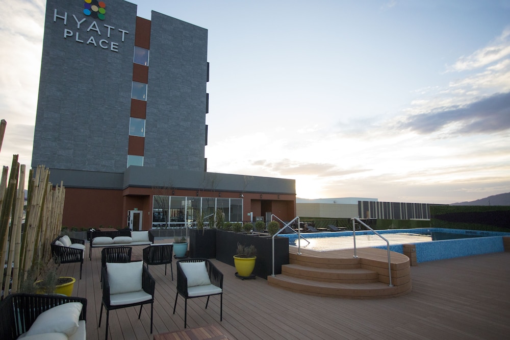 Hyatt Place Saltillo 3/33