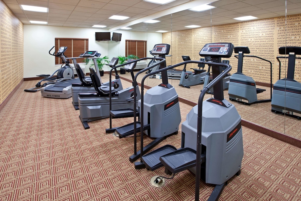 La Quinta Inn & Suites by Wyndham Bannockburn-Deerfield 17/56