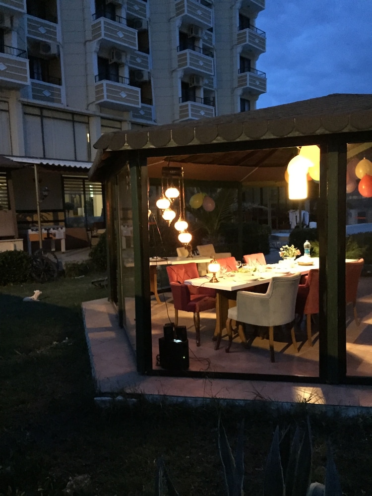 Hotel Palmera Resort 9/63
