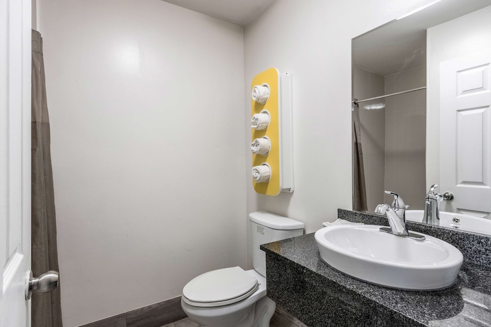 Studio 6 Extended Stay - Savannah, GA 20/52