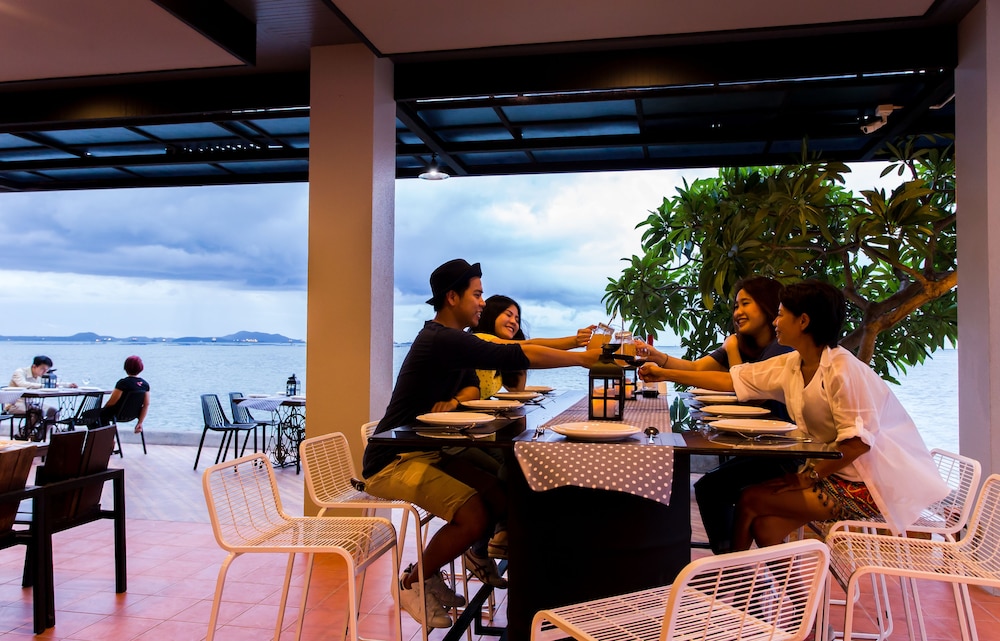The Loft Seaside Sriracha Hotel 53/68