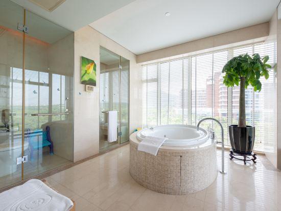 Suzhou Taihu Golf Hotel 20/21