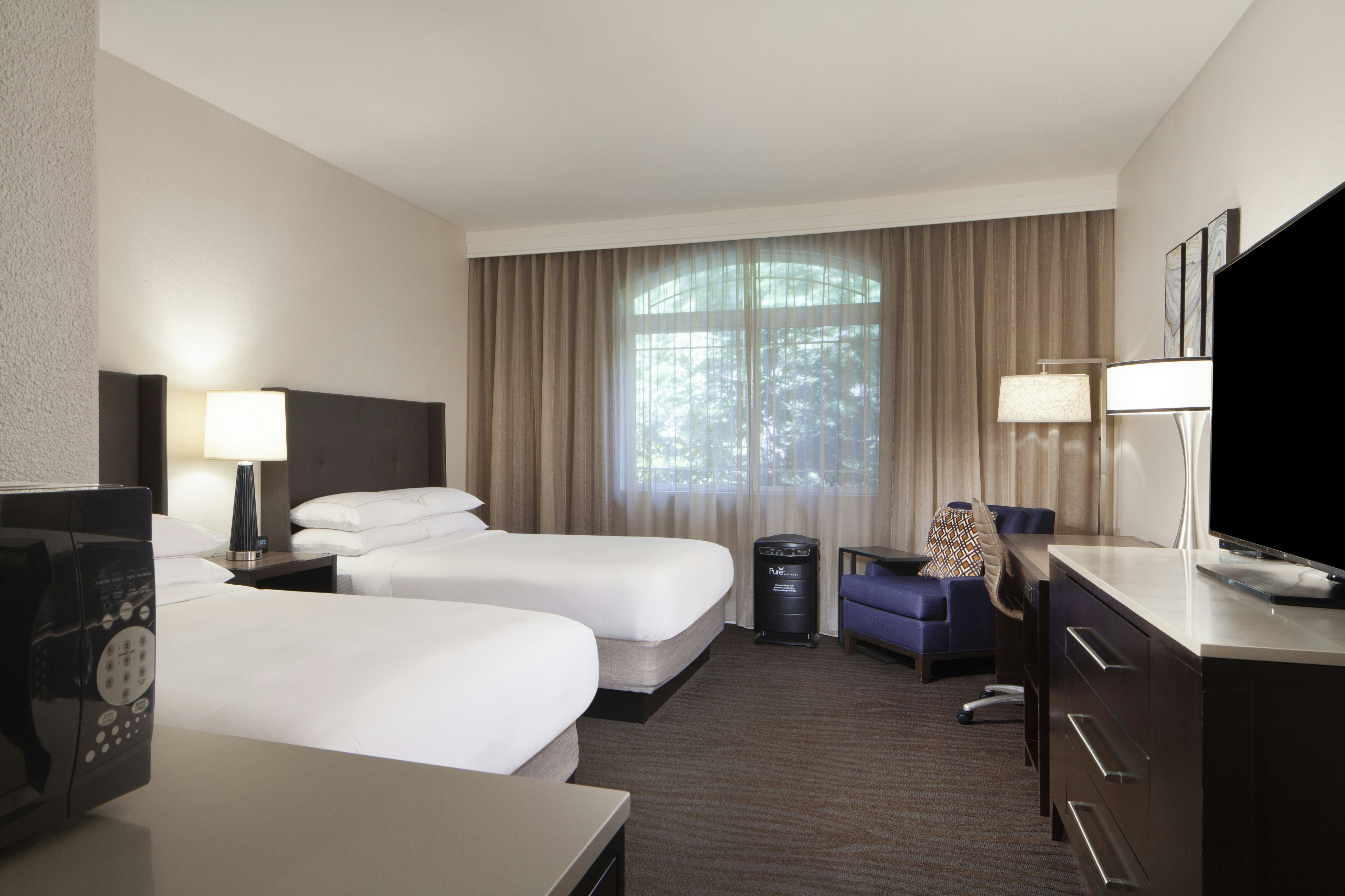 PURE, WELLNESS, 2 QUEEN BEDS