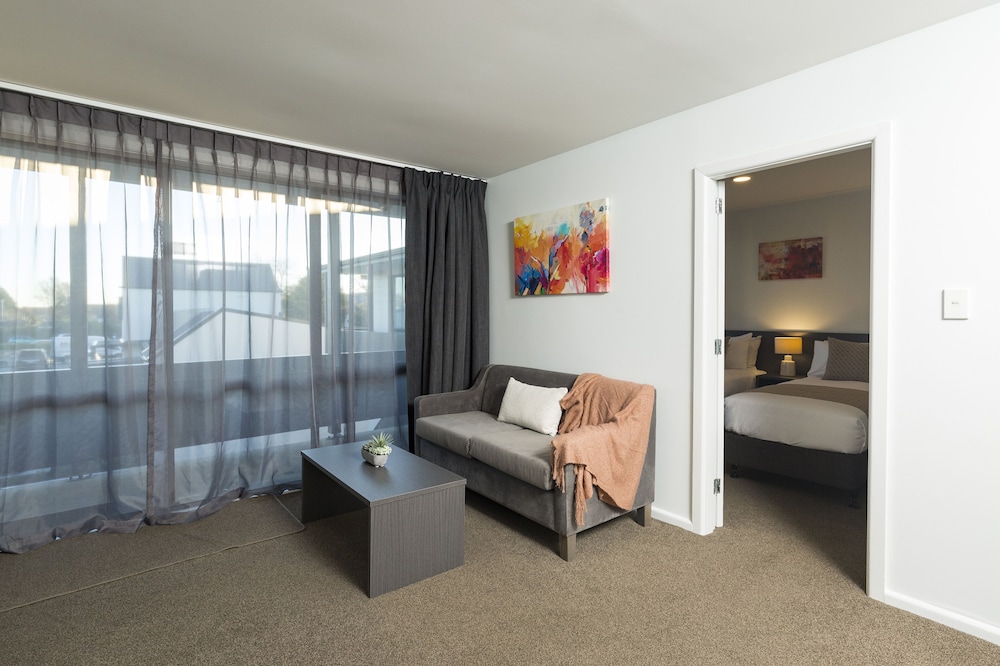 Carnmore Hagley Park 38/62