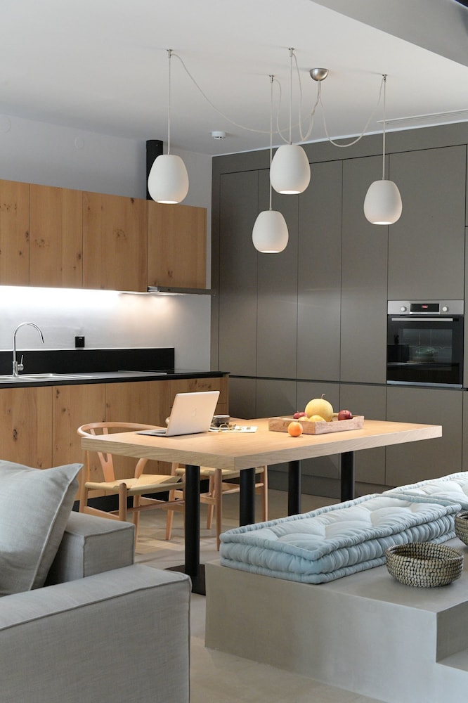 Amantes Villas And Suites 25/50