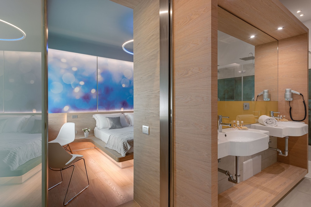 Air Suite 3/54