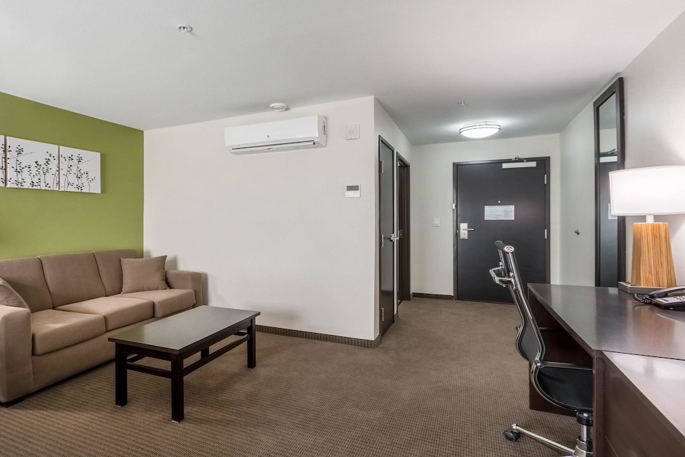 Sleep Inn and Suites College Station Area 23/46