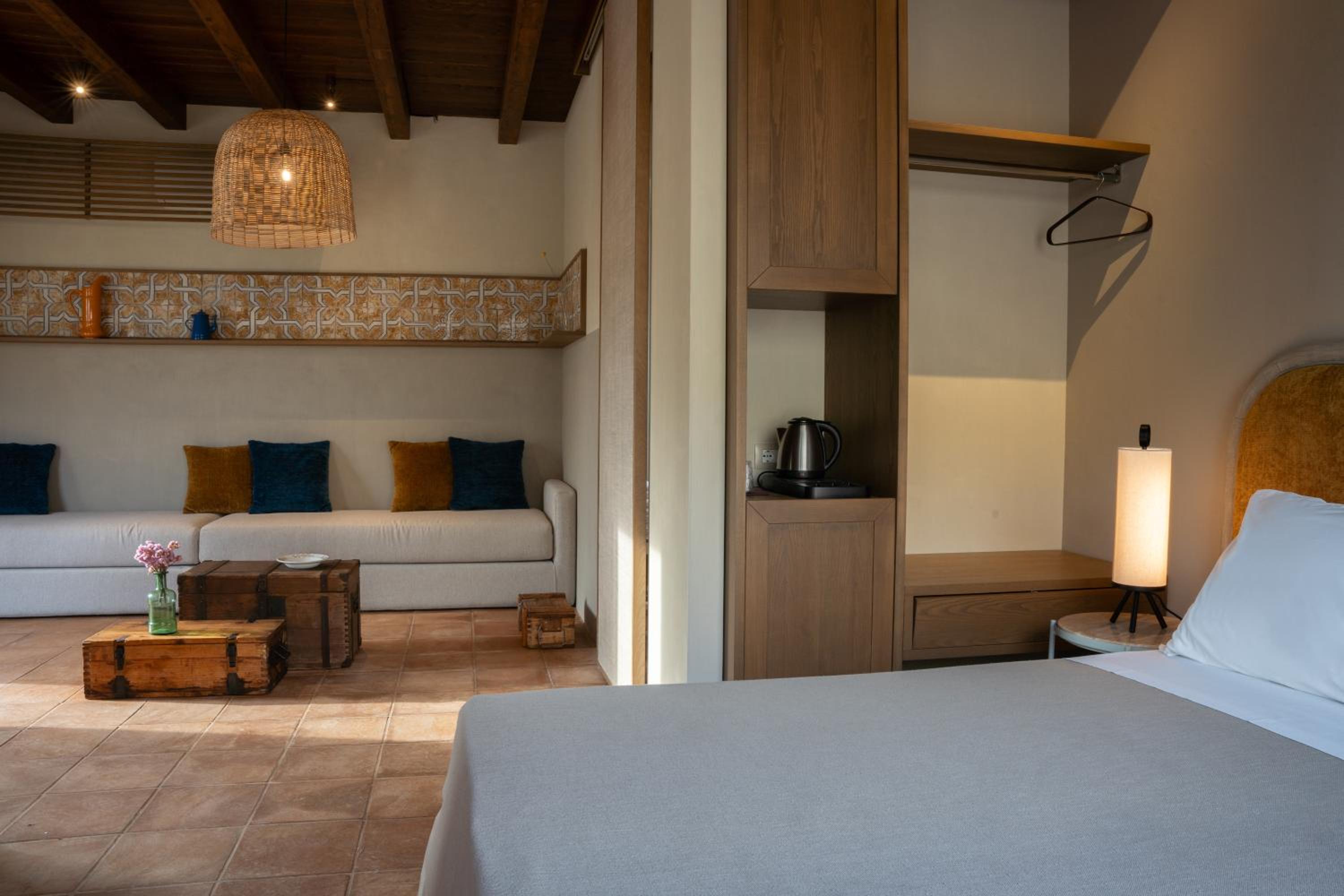Room, Queen Bed