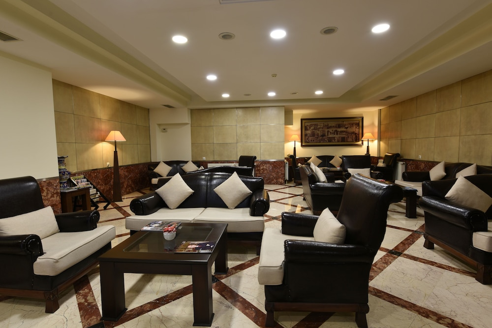 Asal Hotel 27/39