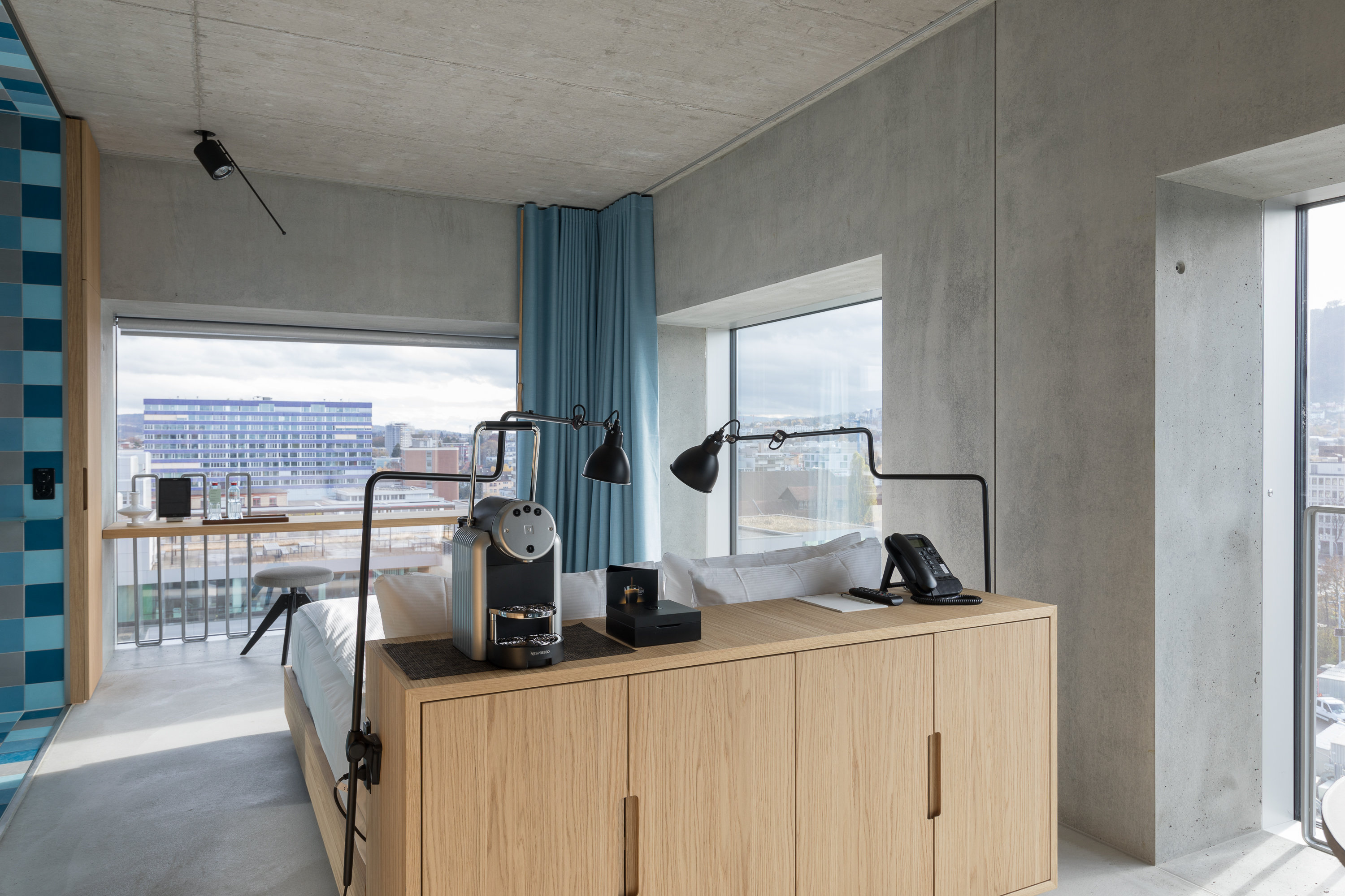 Placid Hotel Zurich 6/69