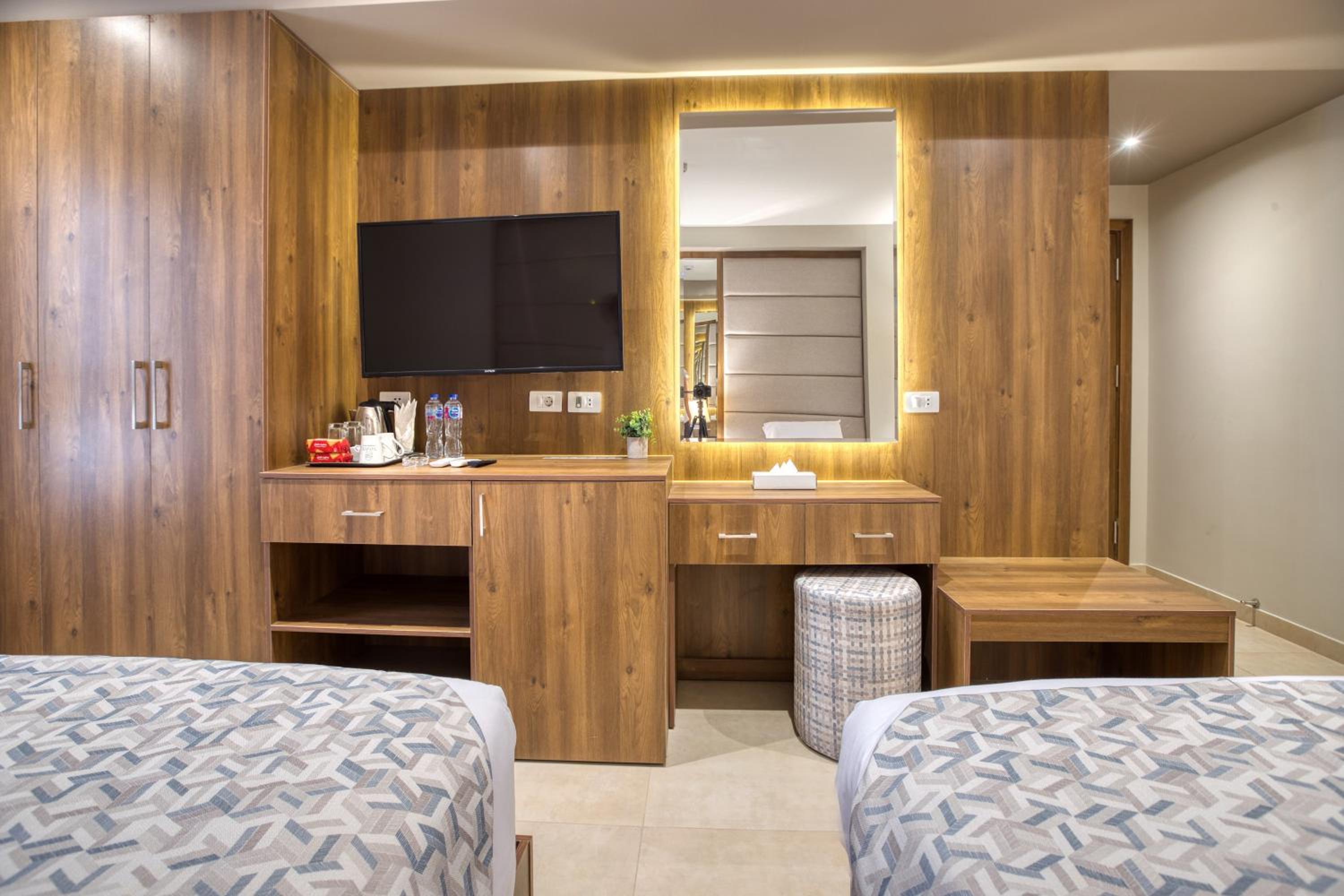 Twin Room with City View