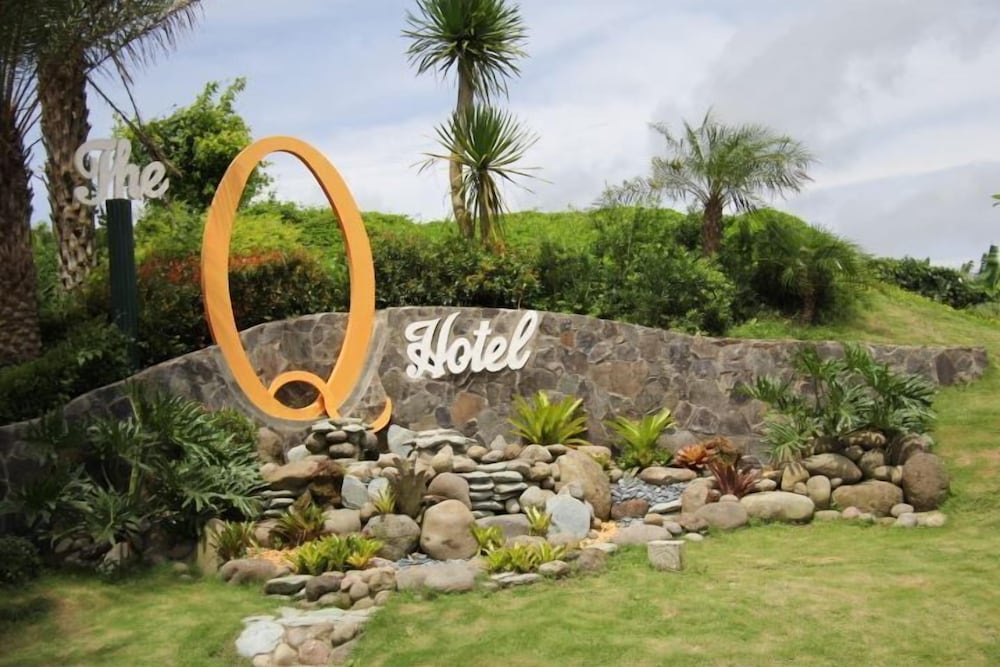 The Q Hotel Restaurant 62/64
