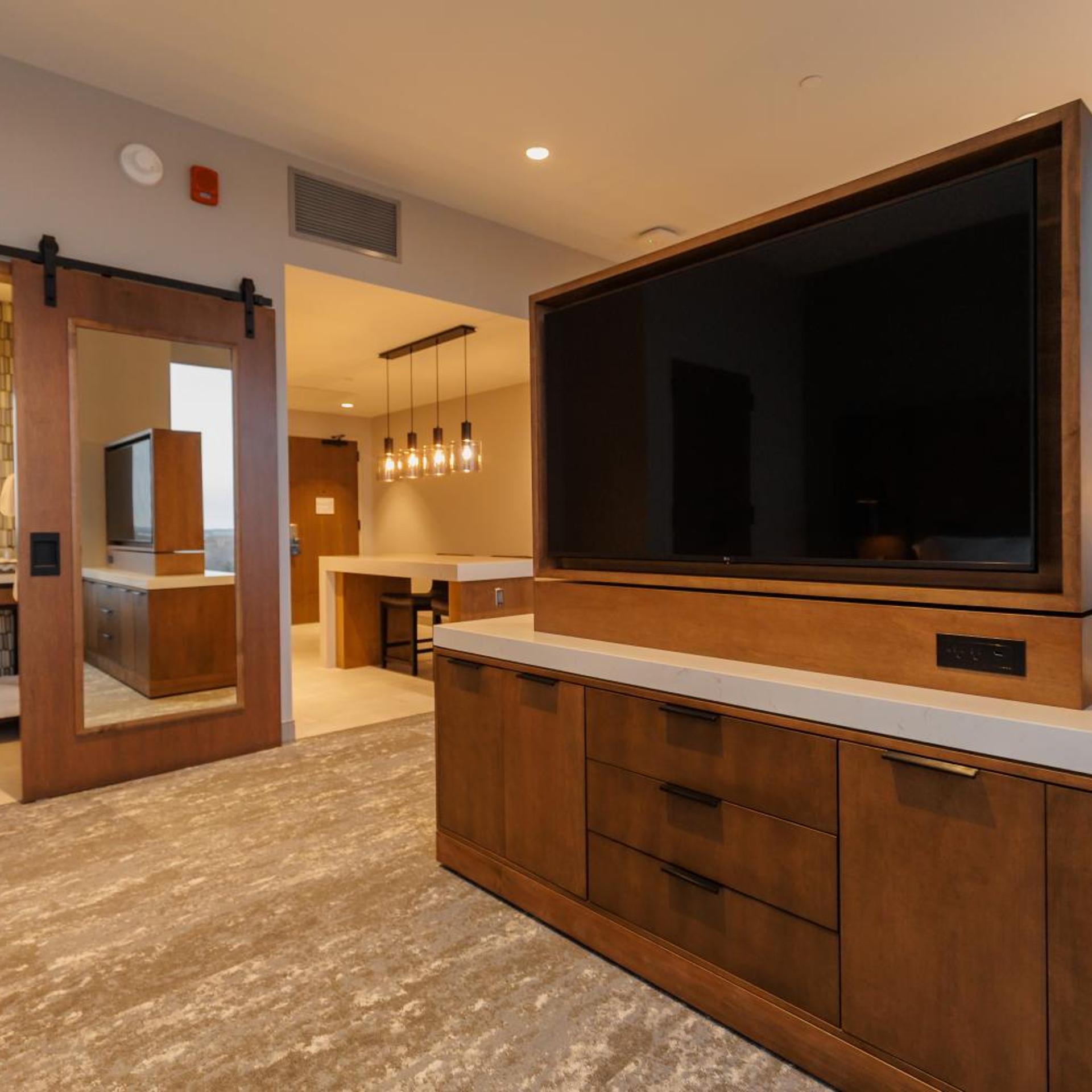 Highpoint Hotel 12/50