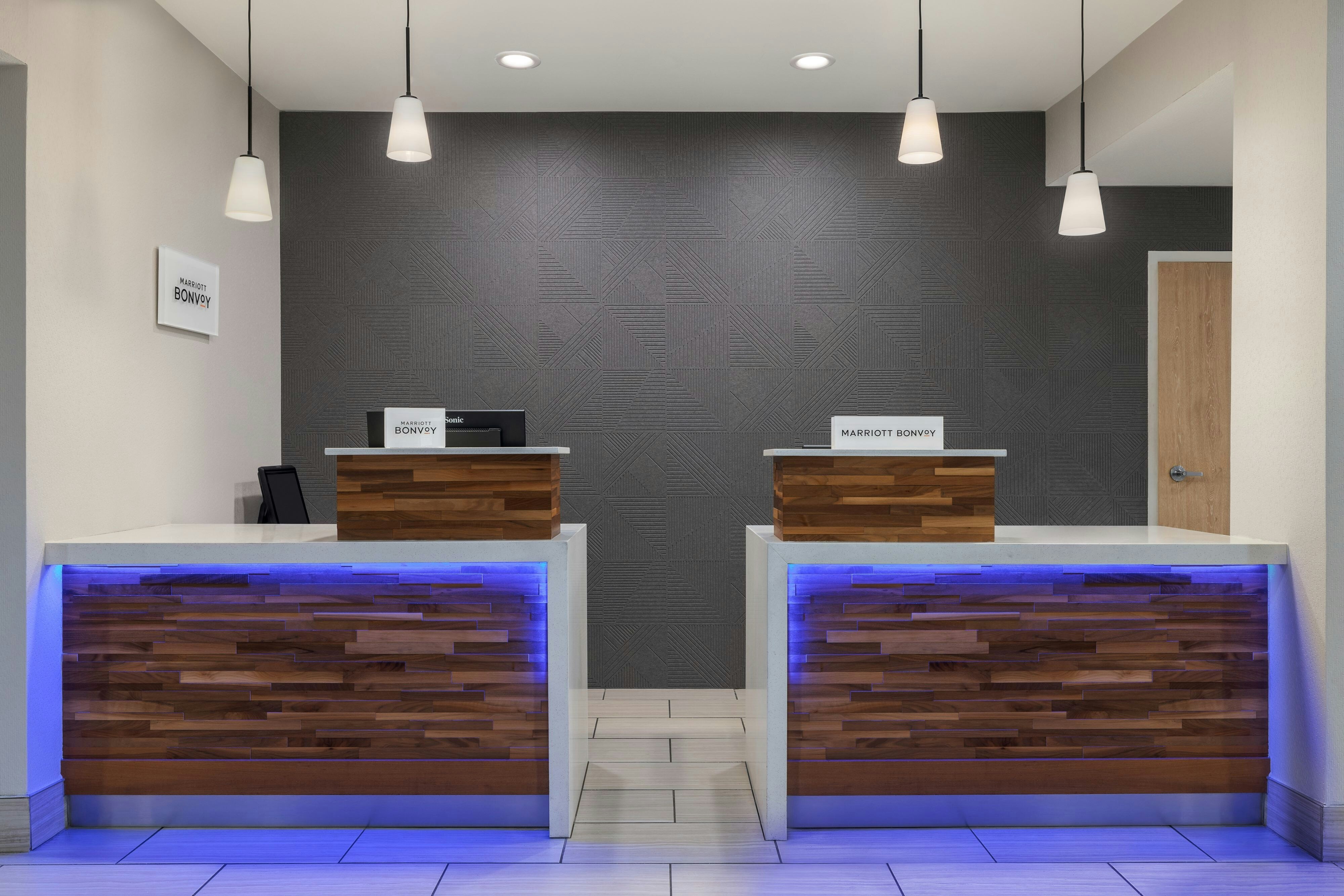 SpringHill Suites Dallas Arlington North 12/48